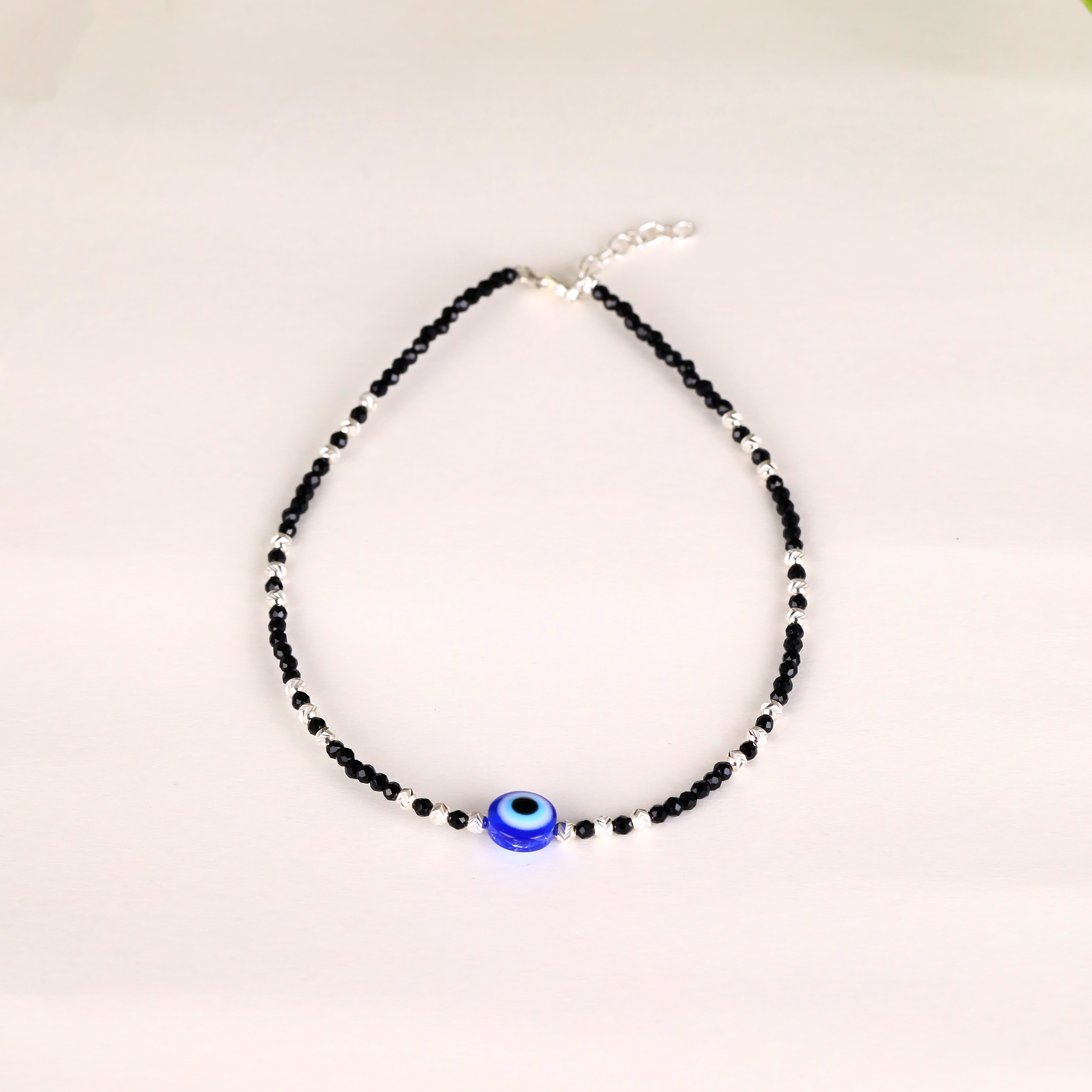 Little Guardian Nazaria