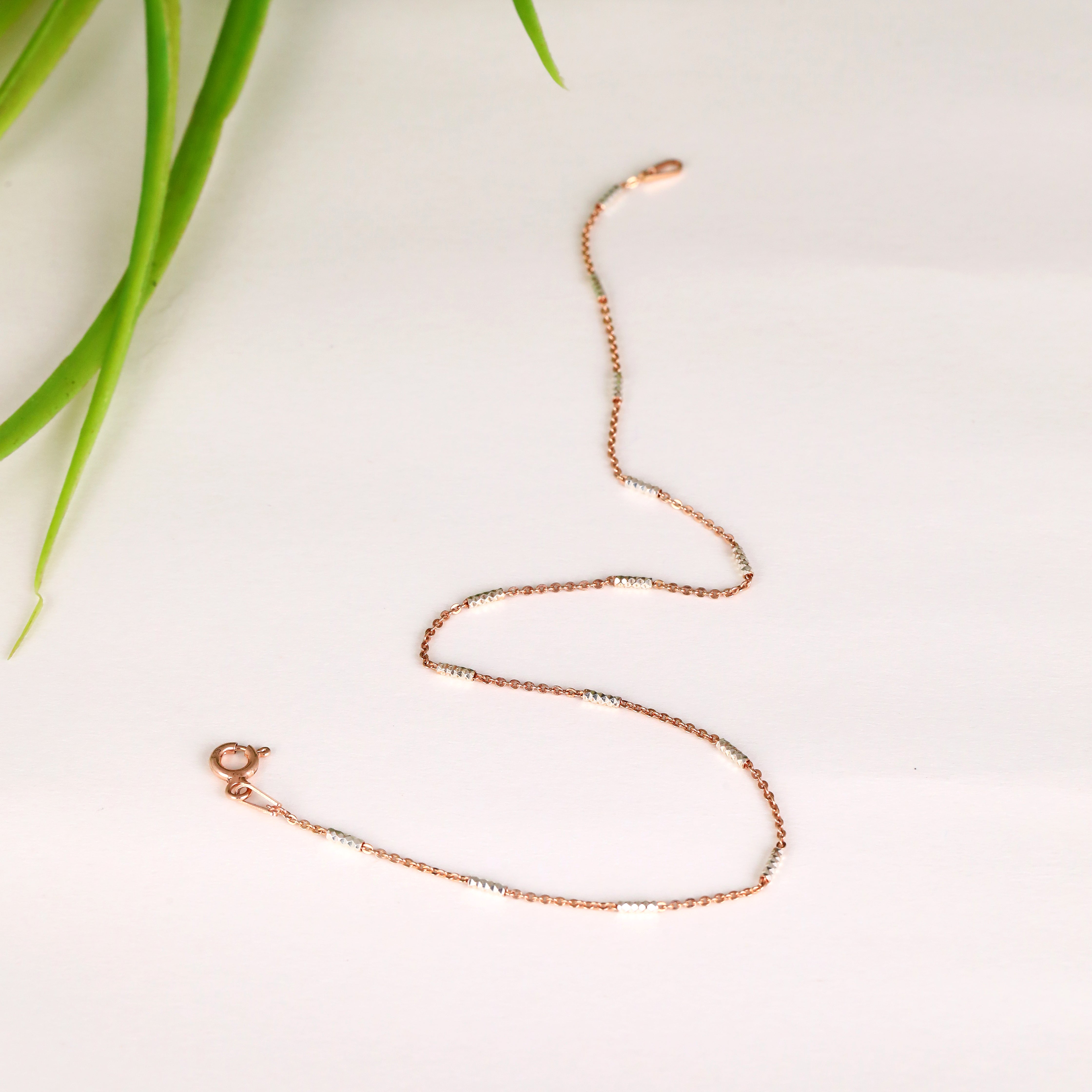 Rosé Runway Anklet