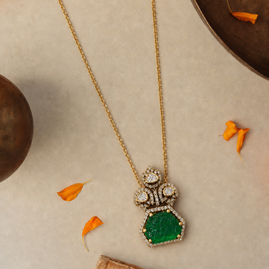Panna Tika Pendant