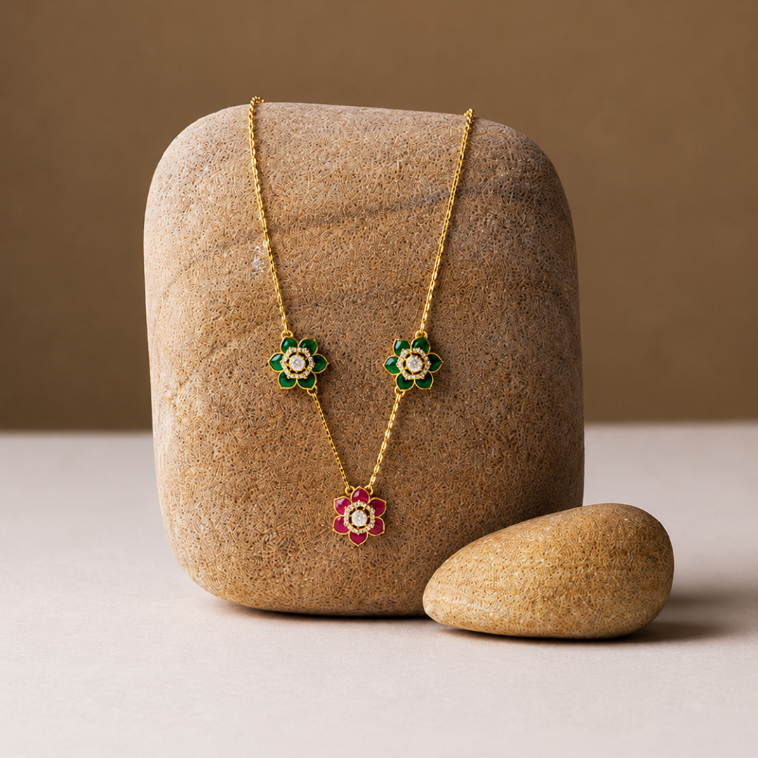 Posy Line Necklace