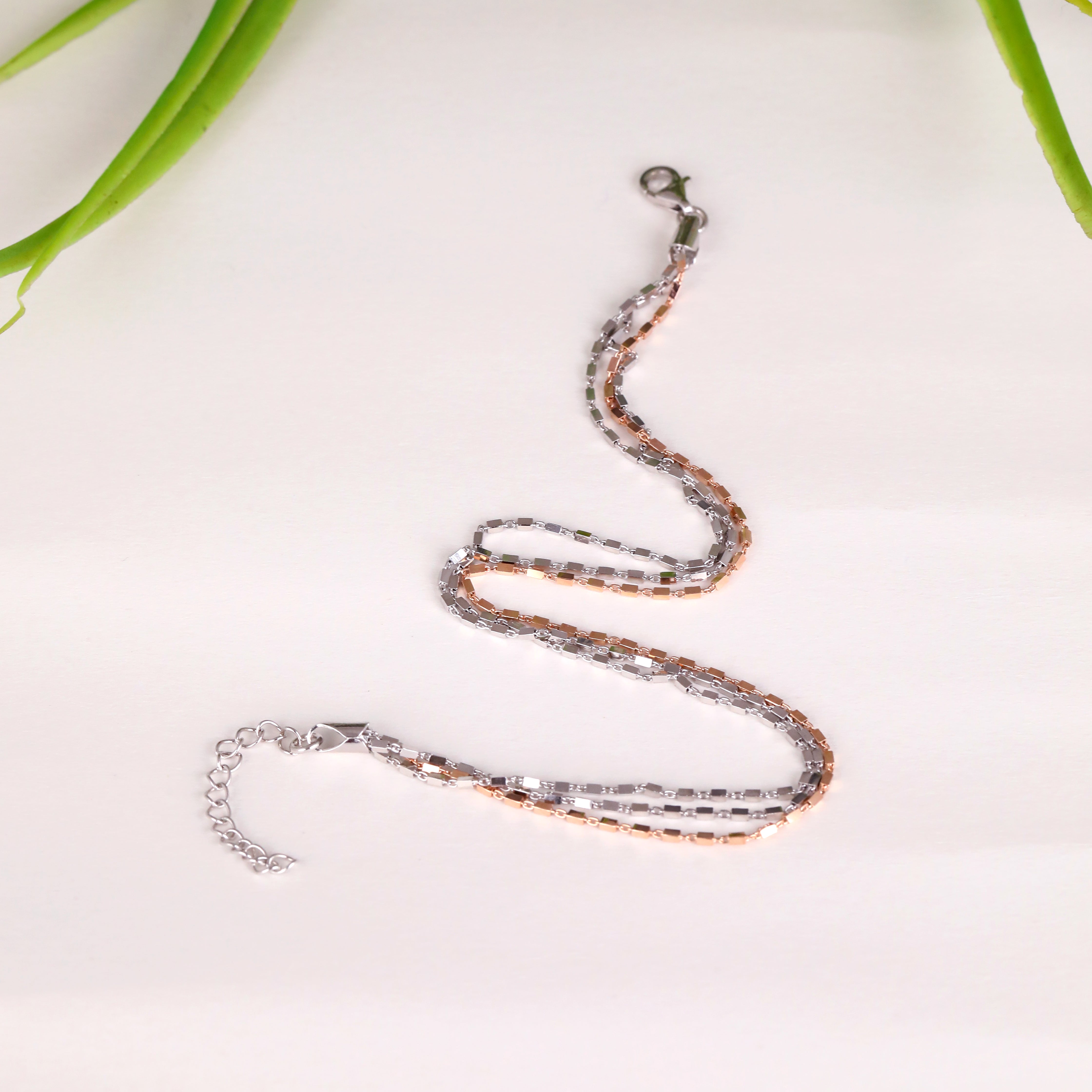 Twist & Tinge Anklet