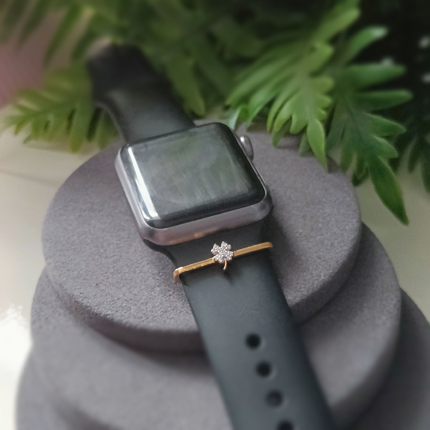 Clover Leaf Slider
