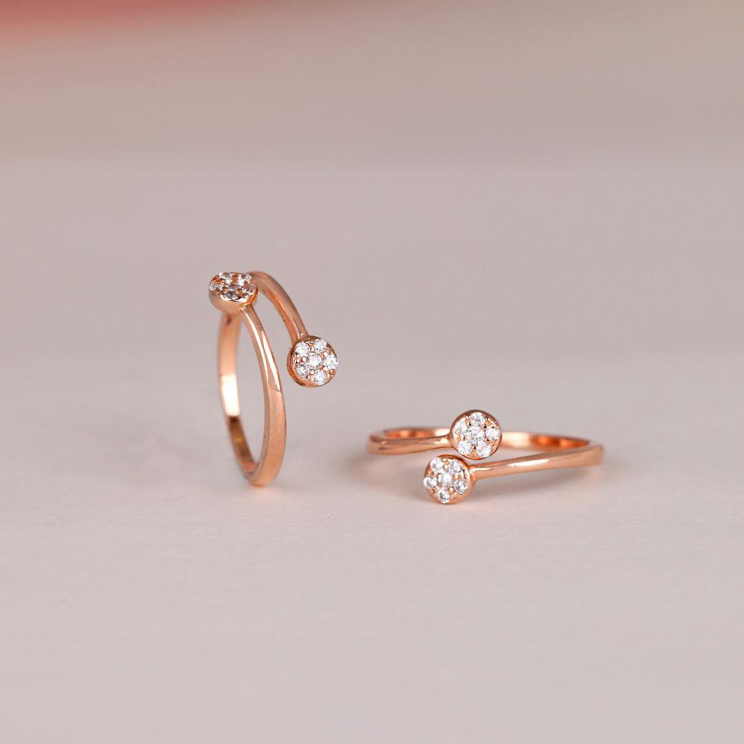 Twin Sphere Pavé Toe Ring