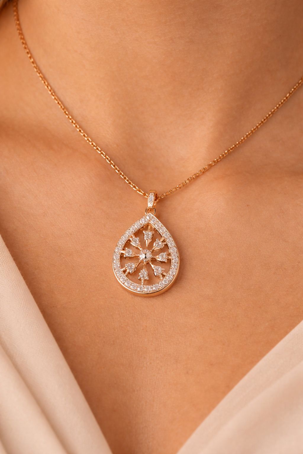 Lumière Teardrop